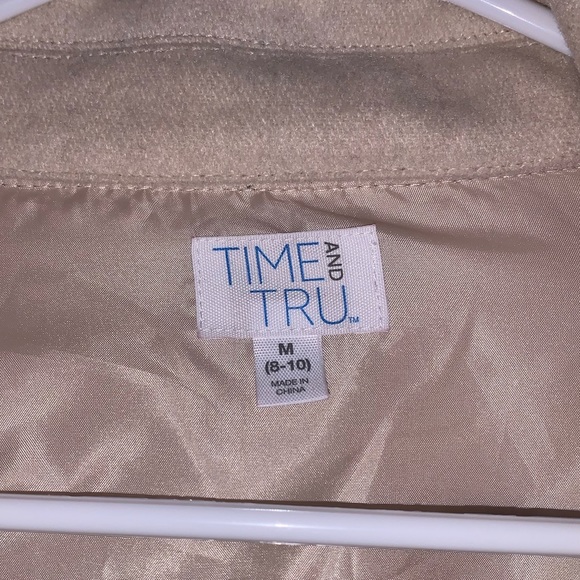 Beige Cropped “Shacket” - Picture 4 of 5